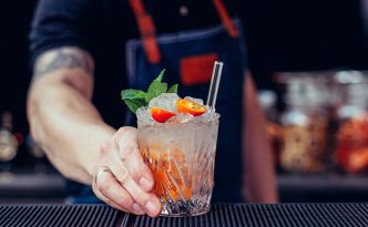 Green Chefs Pionier - Alternative zu Plastik - HALM Trinkhalme aus Glas